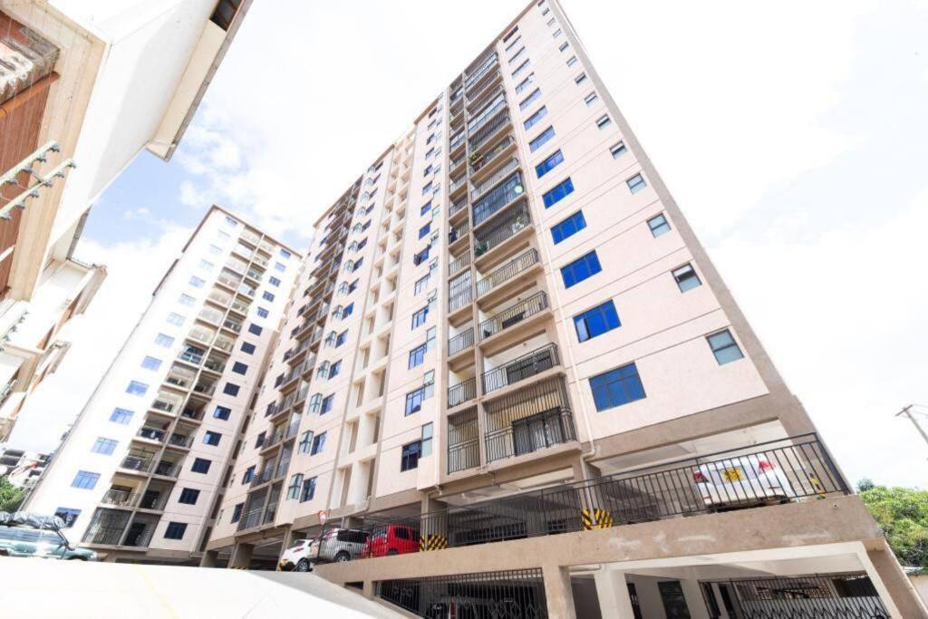 Furnished Apartment In Kilimani Nairobi Exterior photo